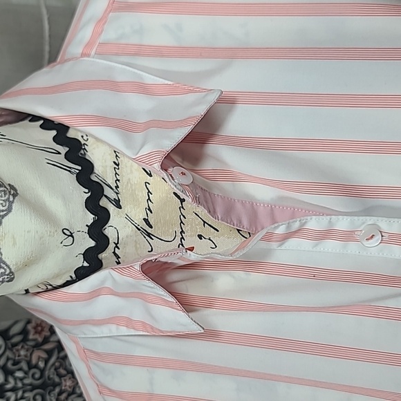 Foxcroft shaped  stripped button down blouse - Picture 4 of 9